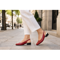 Pantofi dama rosii din piele naturala perforata, cu bareta la spate si toc mic NA252ROSU