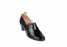 Oferta marimea 38 - Pantofi dama, eleganti, din piele naturala in combinatie cu piele lac - LP34LN